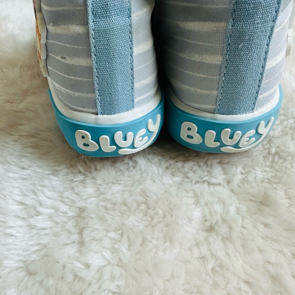 Bluey Girl  High Top Sneakers - Picture 10 of 15